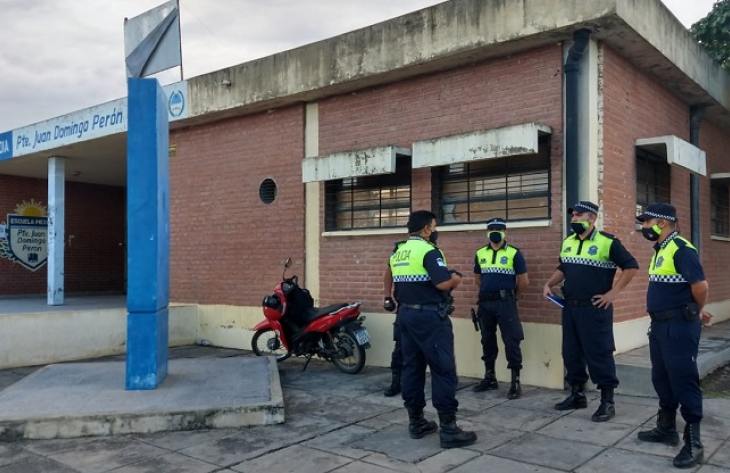 policia escuela