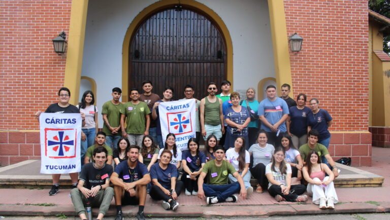 Encuentro-Jovenes-Caritas-2024-scaled-e1735913214545