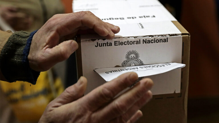 Elecciones_40_anos_democracia_00