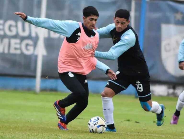 volvi-el-ftbol-plantel-profesional-atletico-tucuman-disputo-practica-formal-ante-combinado-cuarta-quinta-division-club-1143837-203420