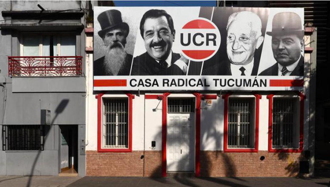 reclamo-funcionarios-municipalidad-yerba-buena-militantes-ucr-quieren-poner-casa-radical-orden-873678-201655
